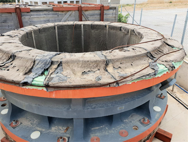 Unused Sandvik Model Cg850 61 X 106 Gyratory Crusher, 800 Kw Motor)